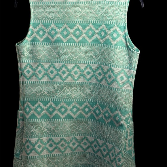 Vintage teal and white geometric pattern vest - Picture 2 of 12